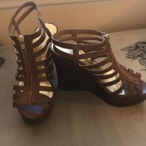 Jessica Simpson Brown Wedges